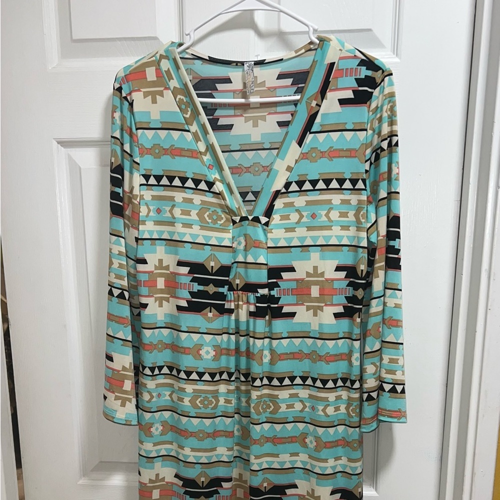 ♦️ 
Tribal‎ Print V-Neck Dress